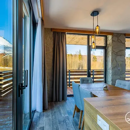 Tatra Suites Vila Himalaya Family 103 Apartment